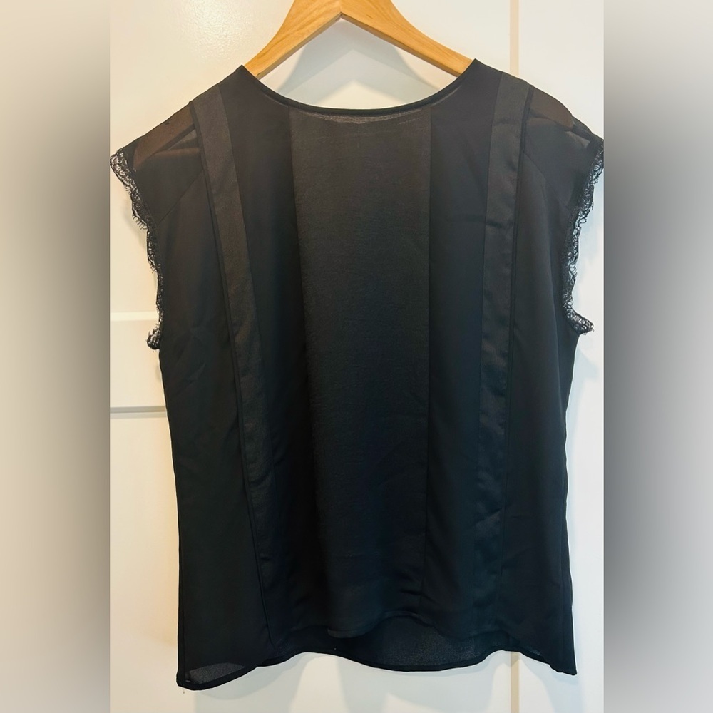 EXPRESS Black Lace Trim Top  WOMEN SIZE M